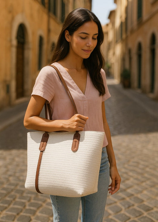Vicky Veveveske Tote
